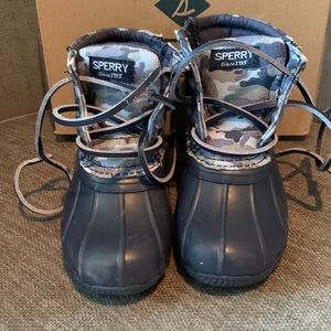 Sperry Toddler Boots Navy Camo size 6